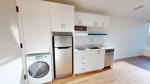 6820 Oswego Pl NE #206, Seattle, WA 98115