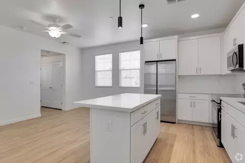 2025 E Apache Blvd #1308, Tempe, AZ 85281 photo 50