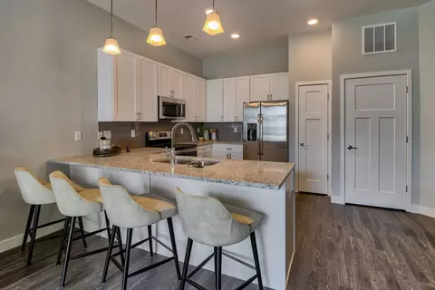 946 Doctor Mlk Jr St #209, Indianapolis, IN 46202