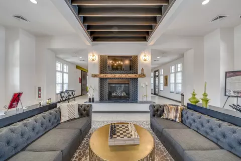 2785 Polo Club Blvd #2-220, Lexington, KY 40509