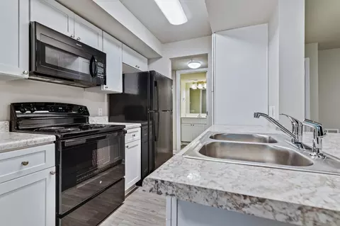 100 Chimneytop Dr #436, Nashville, TN 37013