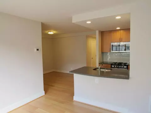 1112 M St NW #0509, Washington, DC 20005