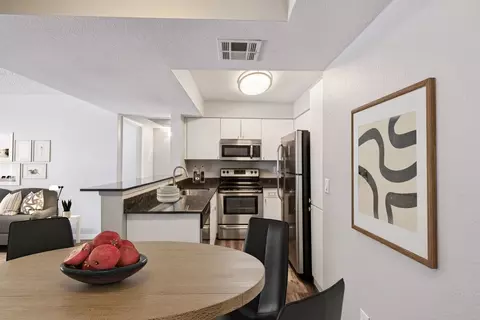 4127 E Indian School Rd #3, Phoenix, AZ 85018