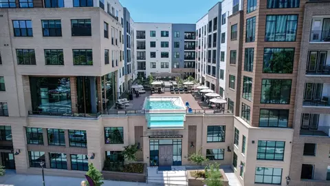 101 W Morehead St #525, Charlotte, NC 28202