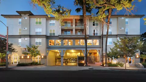 145 Chestnut St #309, Pasadena, CA 91103