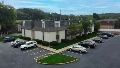 222 S Kendall Ave #26, Kalamazoo, MI 49006
