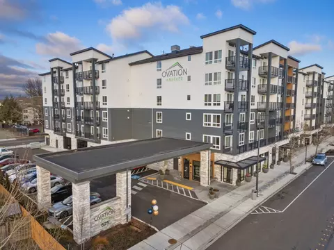625 W Meeker St #406, Kent, WA 98032