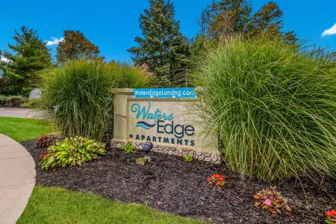 7530 Waters Edge #7435-2, Lansing, MI 48917