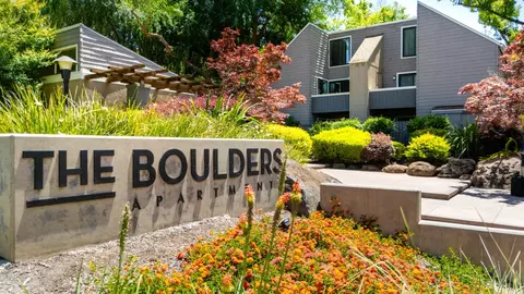 530 N Civic Dr #504A, Walnut Creek, CA 94597