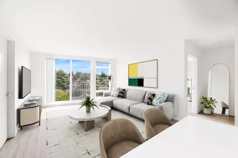 427 NE 72nd St #422, Seattle, WA 98115