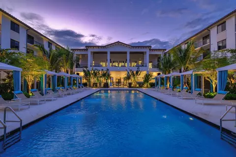 3991 NW 82nd Ave #104, Pembroke Pines, FL 33024