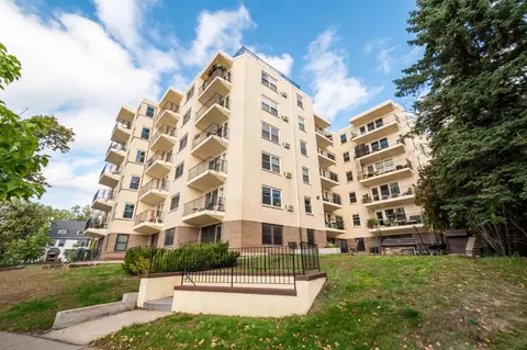 3101 E Bde Maka Ska Pkwy #507, Minneapolis, MN 55408