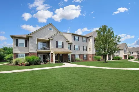 21901 Stratford Place Blvd #3-102, Brownstown, MI 48183