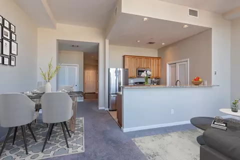 224 E 8th St #310, Cincinnati, OH 45202