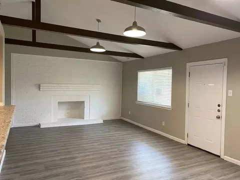 4950 Live Oak St #1-117, Dallas, TX 75206