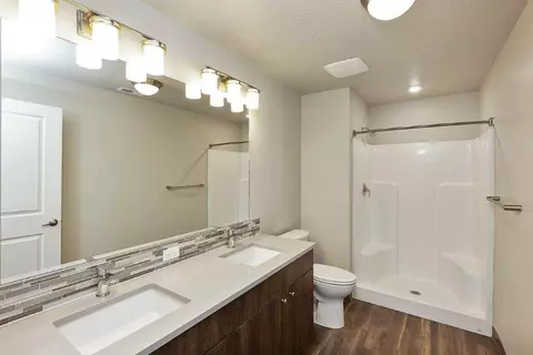 2411 E Riverside Dr #D206, Eagle, ID 83616 photo 13