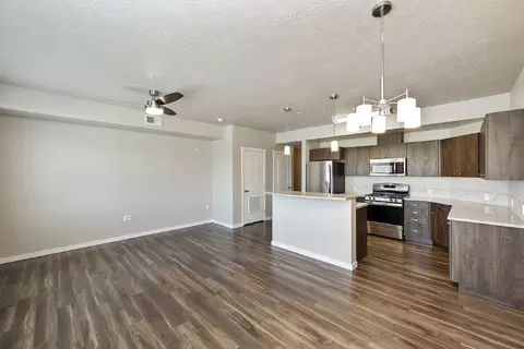 2411 E Riverside Dr #D206, Eagle, ID 83616 photo 11