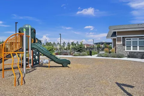 2411 E Riverside Dr #D206, Eagle, ID 83616 photo 24