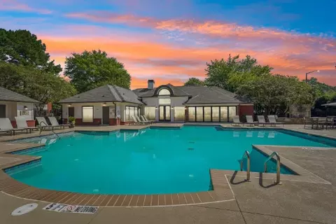 1970 Peachford Rd #6210, Dunwoody, GA 30338