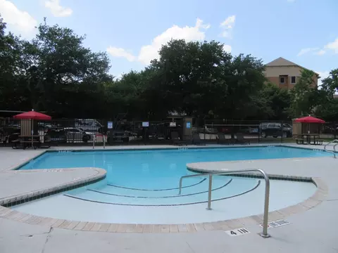 1034 Clayton Ln #512, Austin, TX 78723