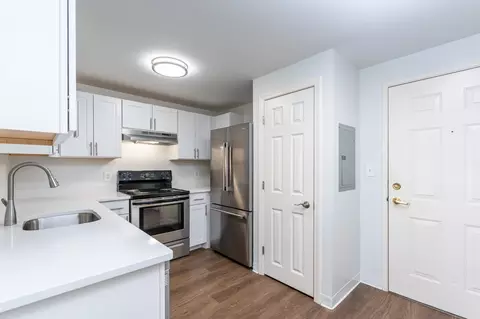 332 N Broadway #332-106, Salem, NH 03079