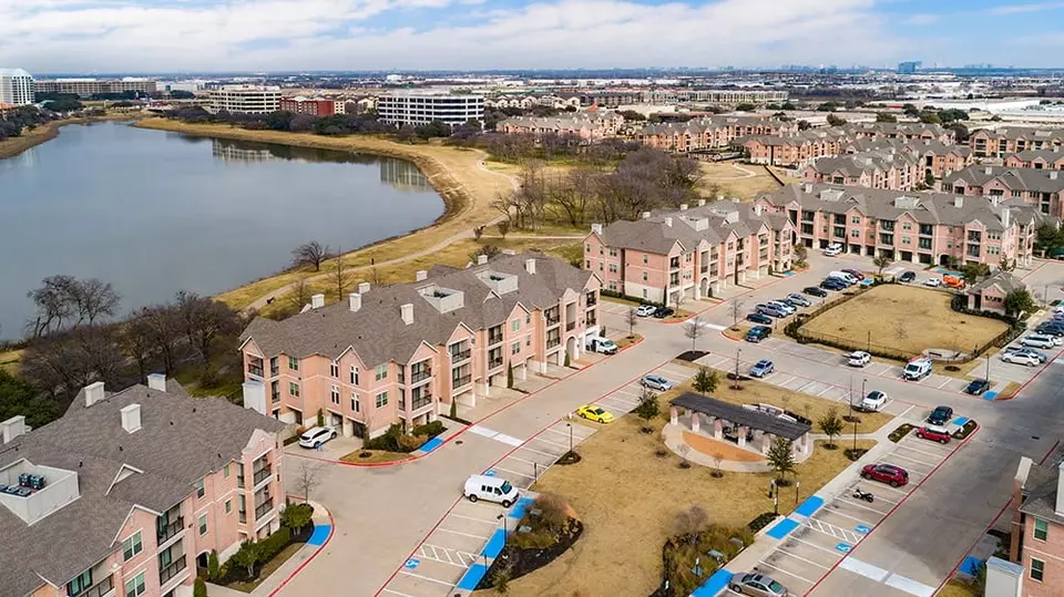  1701 Royal Ln #18304, Farmers Branch, TX 75234 photo 28
