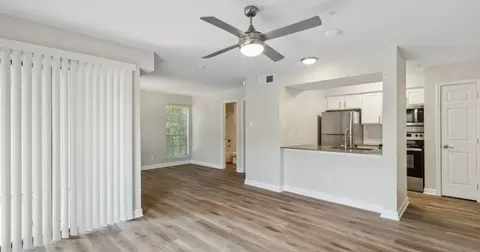 1705 NE Green Oaks Blvd #1623, Arlington, TX 76006