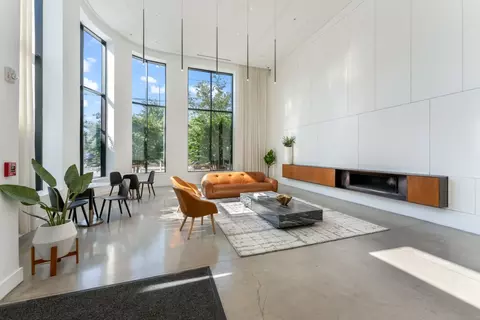 372 9th St #TH-H, Jersey City, NJ 07302
