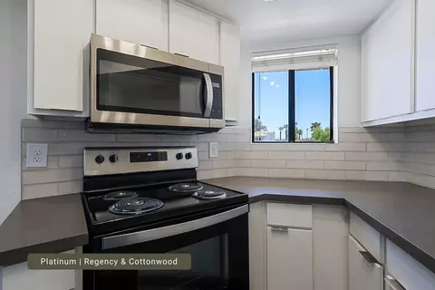 985 N Granite Reef Rd #143, Scottsdale, AZ 85257