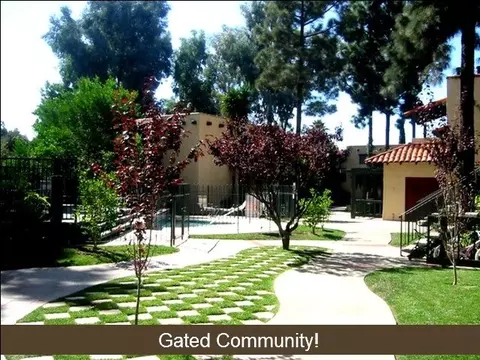 1060 Vale Terrace Dr #05, Vista, CA 92084