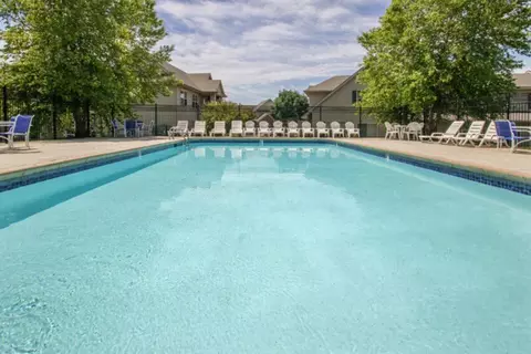 6200 Clark Ln #24-6025, Johnston, IA 50131