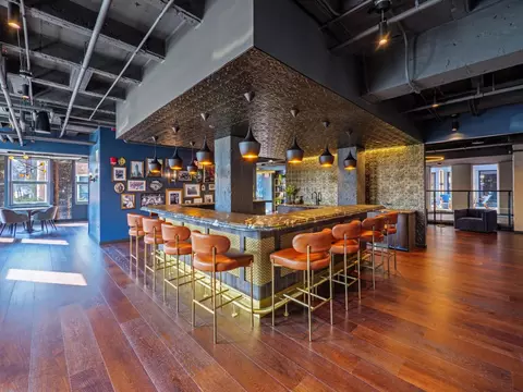 150 N Ashland Ave #0213, Chicago, IL 60607
