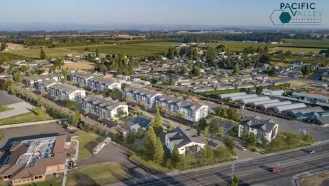 1310 N Pacific Hwy #H301, Woodburn, OR 97071