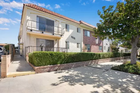 1525 10th St #20, Santa Monica, CA 90401