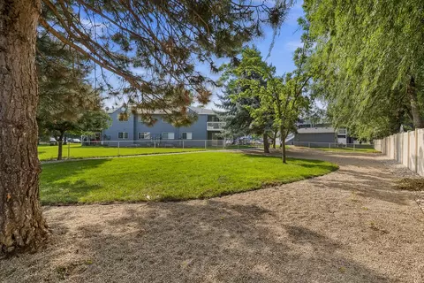 663 E State St #F-685-205, Eagle, ID 83616 photo 33
