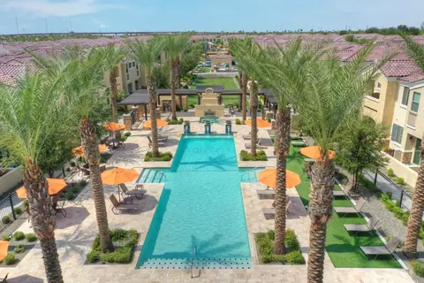 1350 S Ellsworth Rd #1048, Mesa, AZ 85209