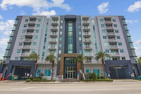 5375 NW 7th St #456, Miami, FL 33126