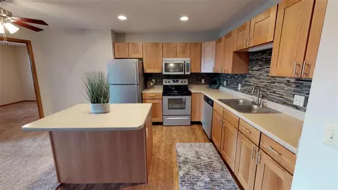 4709 S Oxbow Ave #4800-505, Sioux Falls, SD 57106