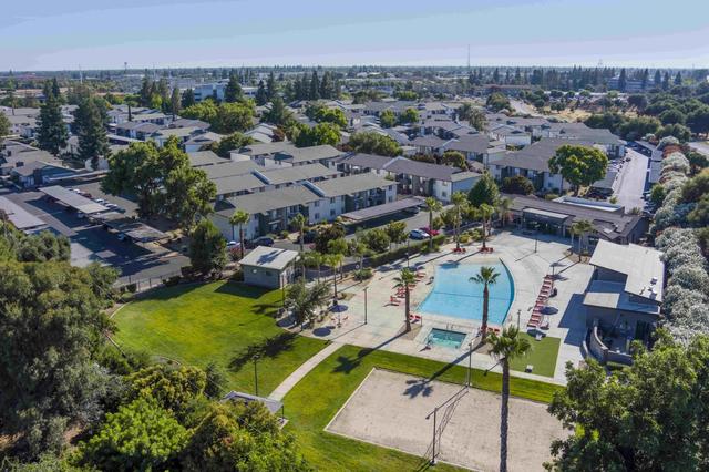 200 Bicentennial Cir #296, Sacramento, CA 95826