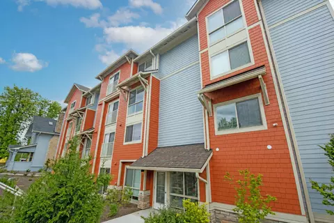 16919 SW Blanton St #105, Beaverton, OR 97078