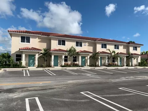 1250 NW 36th Steet #17-103, Miami, FL 33142