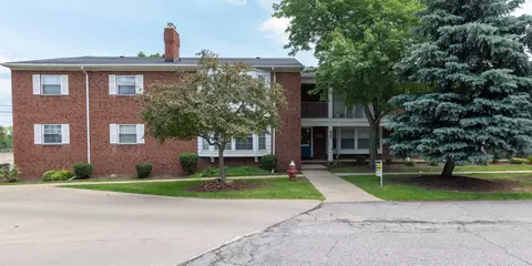 21465 Detroit Rd #BHW125B, Rocky River, OH 44116