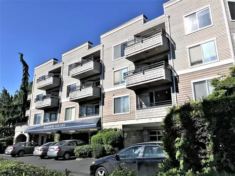 2425 Harbor Ave SW #28, Seattle, WA 98126
