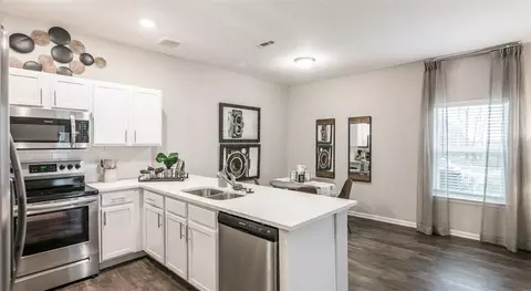 2934 Dunlop Ln #1113, Clarksville, TN 37043