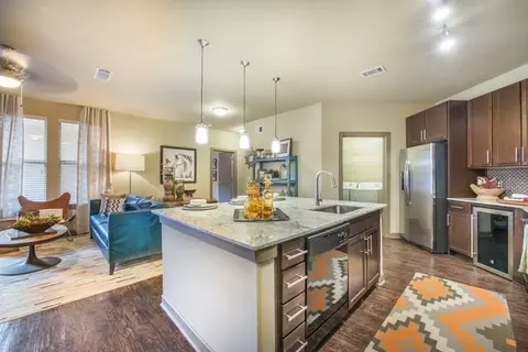 2726 Mercedes Ave #1101, Fort Worth, TX 76107