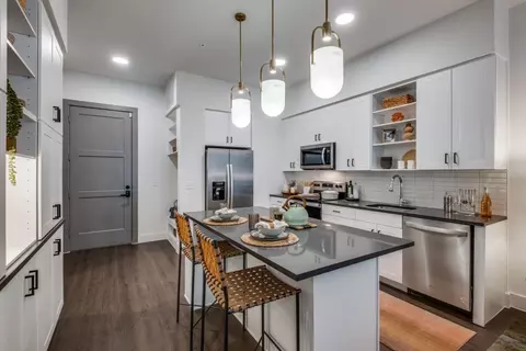 1010 Singleton Blvd #1039, Dallas, TX 75212