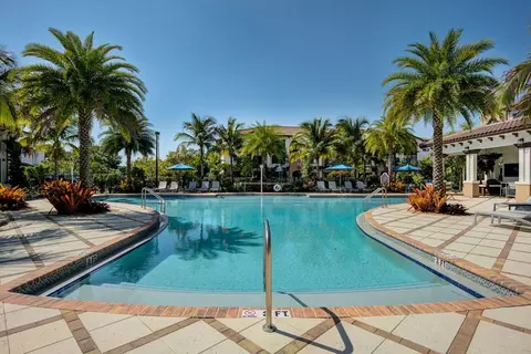 3360 NW 1st Ct #834, Pompano Beach, FL 33069