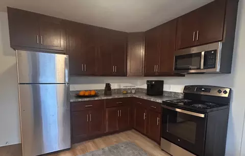 1831 S Park St #1833-005, Madison, WI 53713