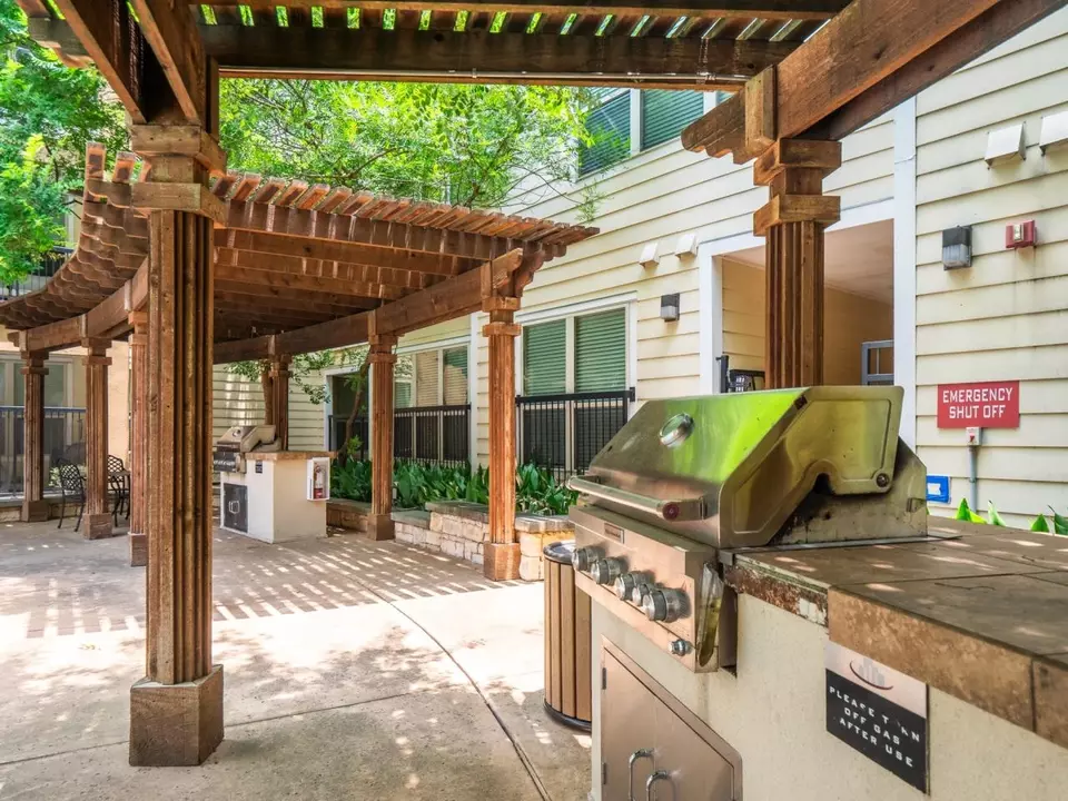  501 E Oltorf St #208, Austin, TX 78704 photo 10