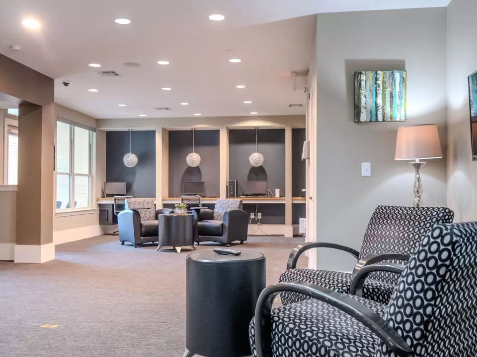  501 E Oltorf St #208, Austin, TX 78704 photo 13